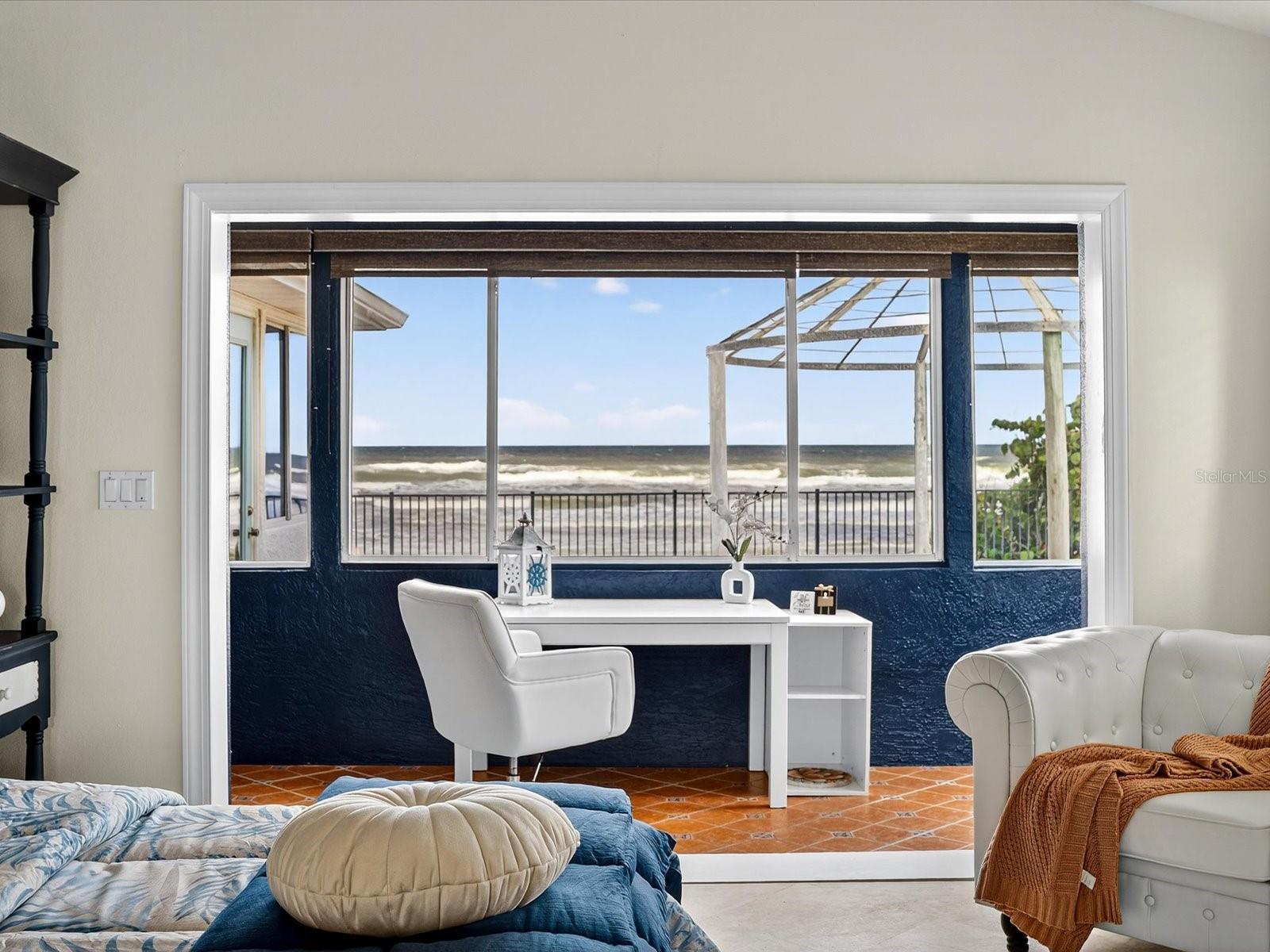 LIGHTHOUSE SHORES THRIFT - Residential