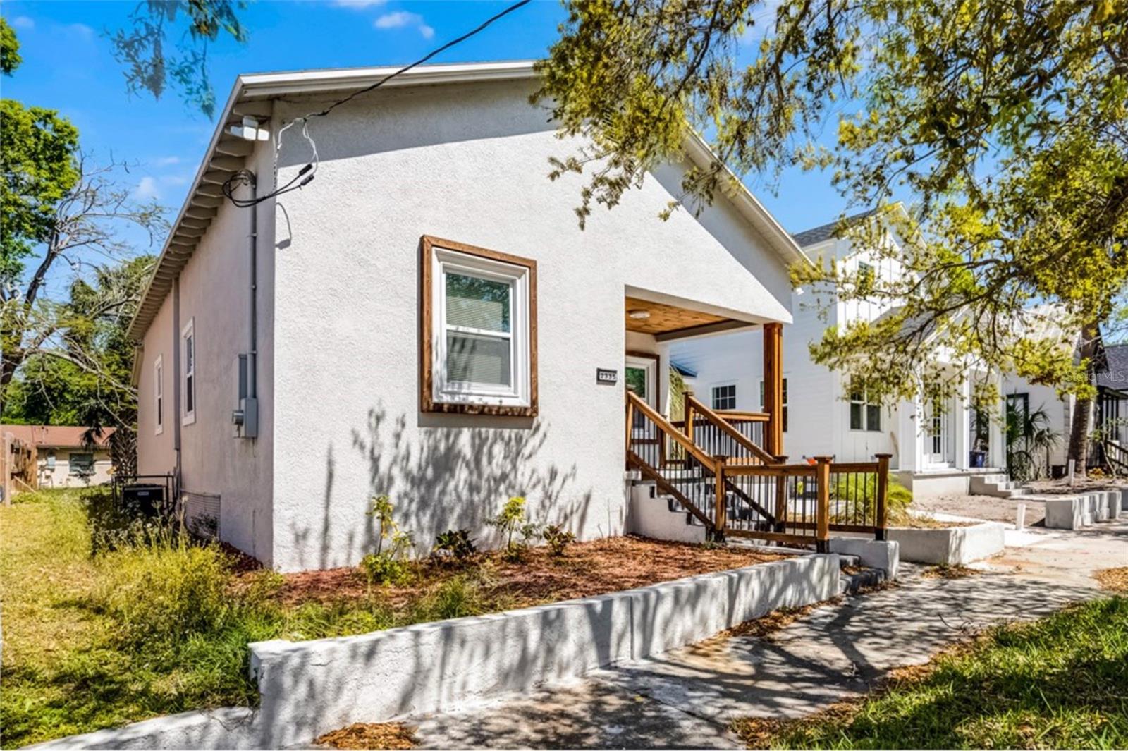 BOUTON & SKINNERS ADD - Residential