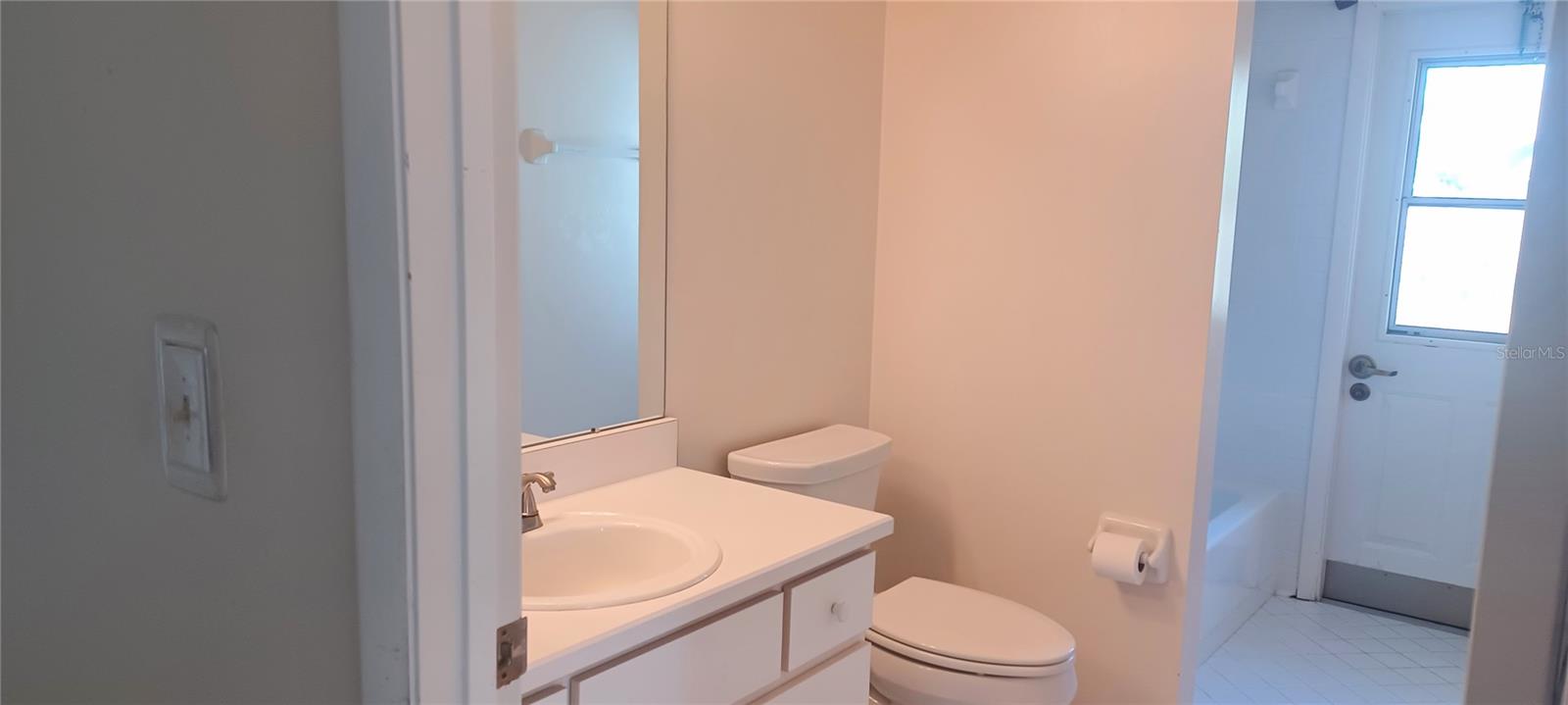 PINE LAKES - Residential