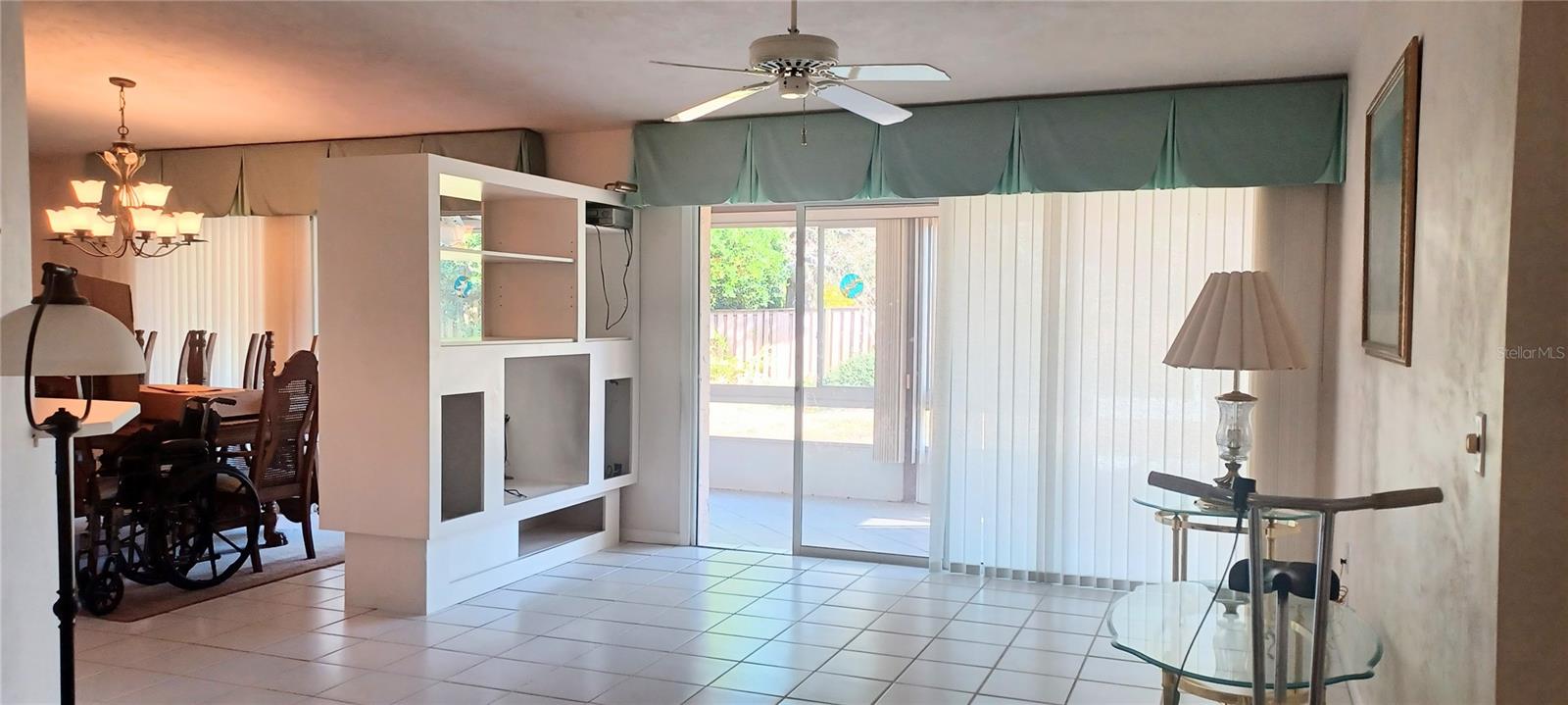 PINE LAKES - Residential