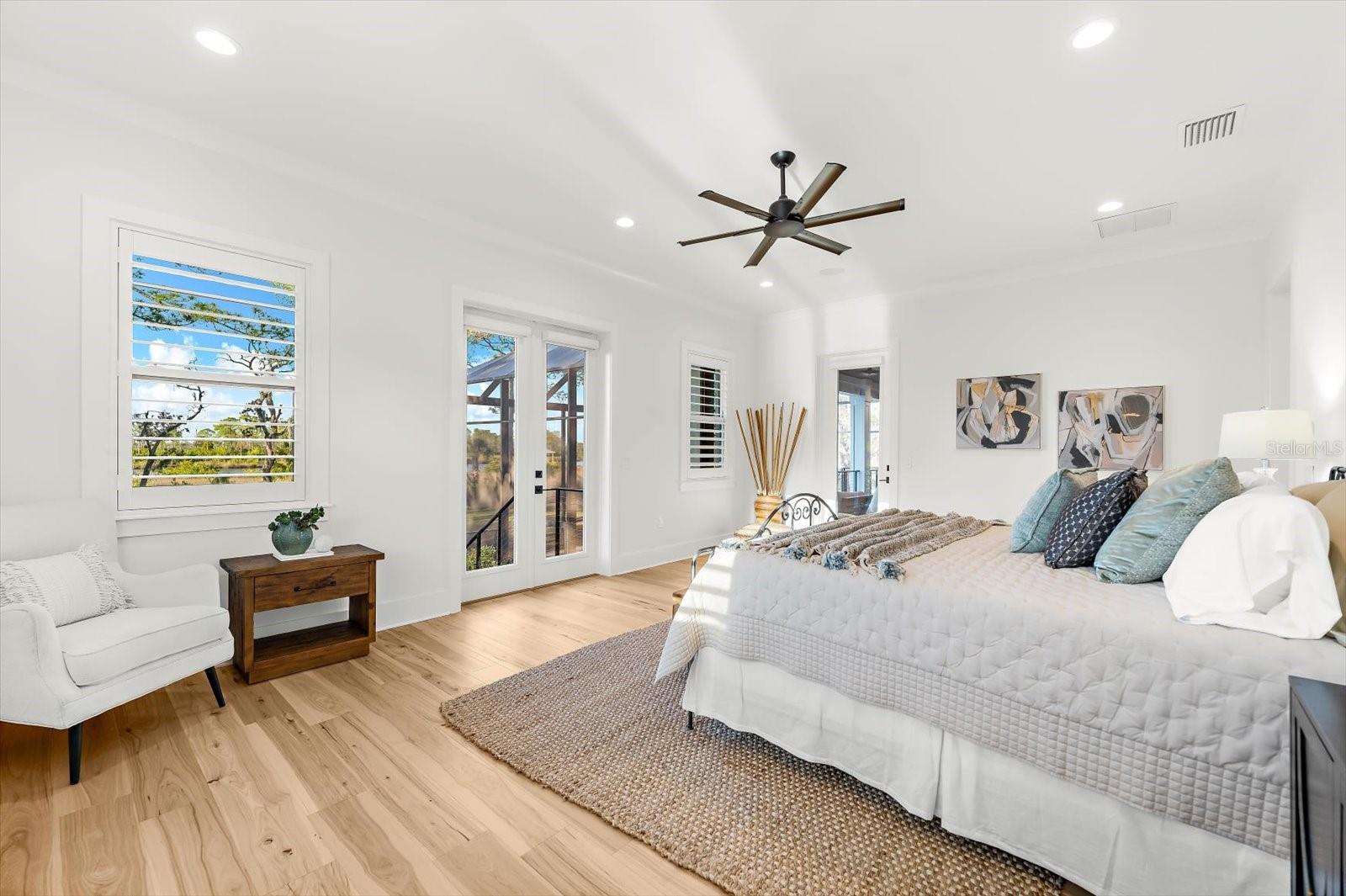 RIVERSIDE - Residential