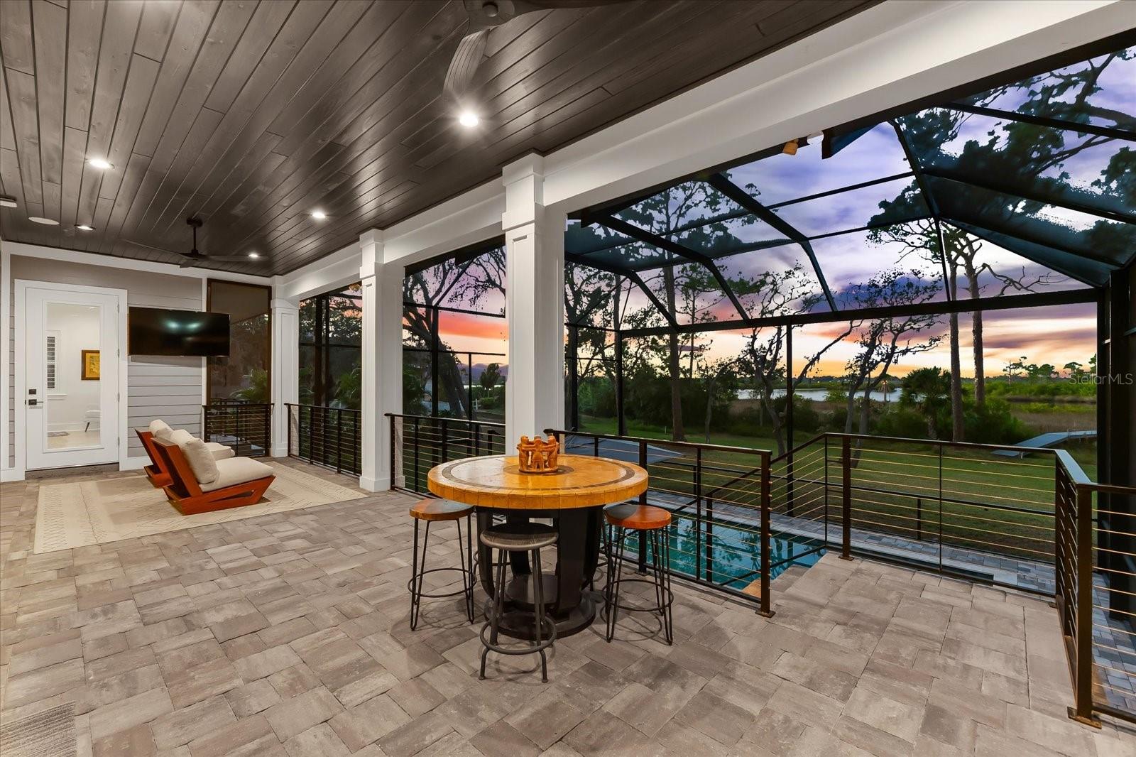 RIVERSIDE - Residential