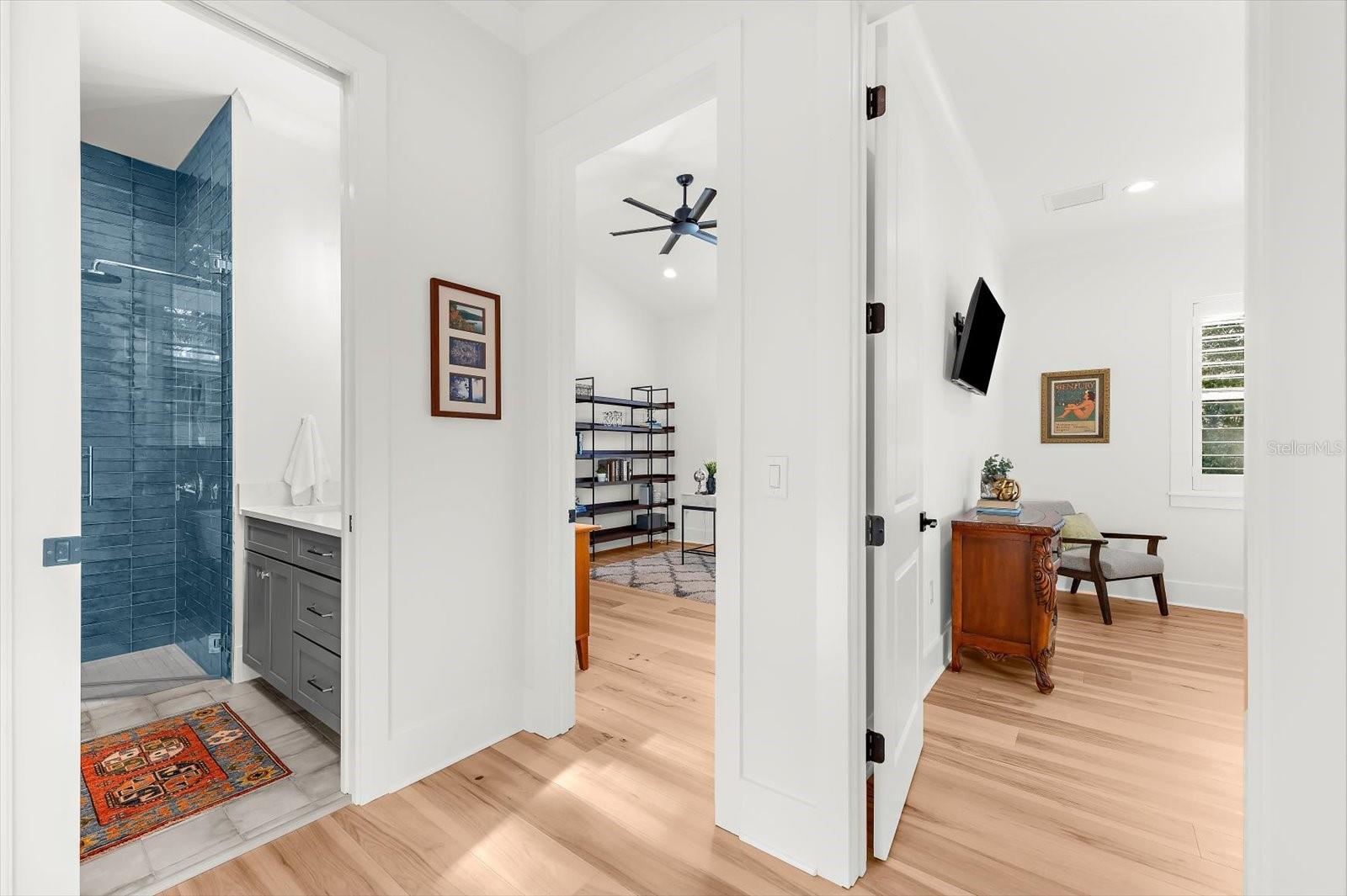 RIVERSIDE - Residential