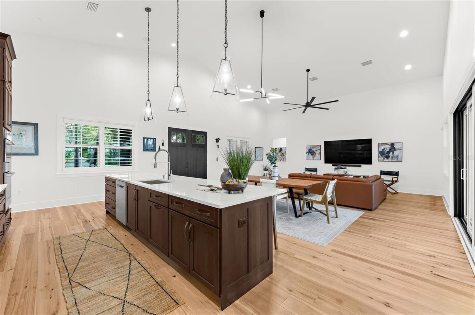 RIVERSIDE - Residential