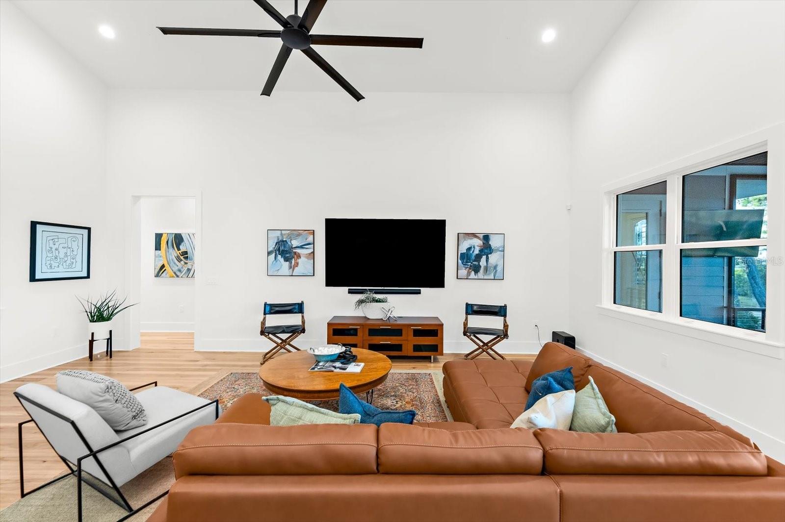 RIVERSIDE - Residential