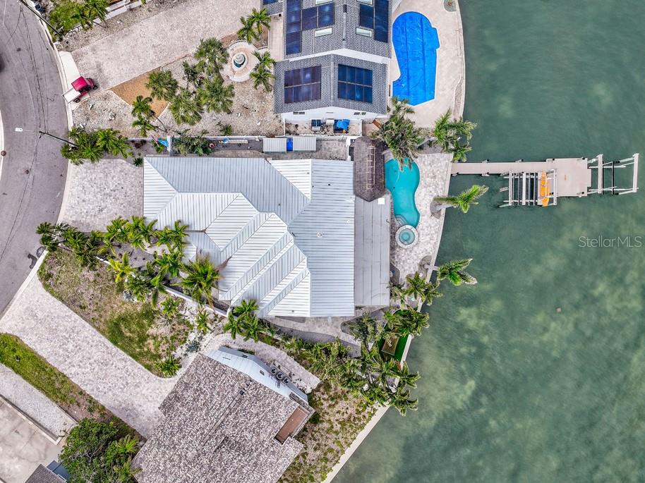 BOCA CIEGA ISLE - Residential