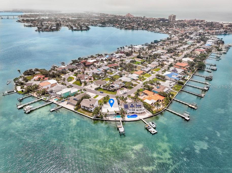 BOCA CIEGA ISLE - Residential
