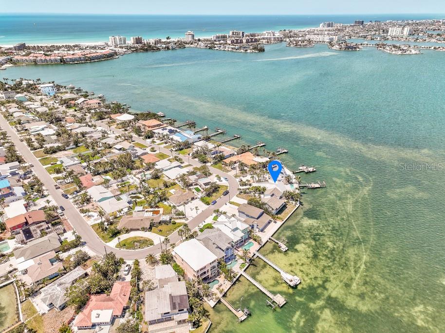 BOCA CIEGA ISLE - Residential
