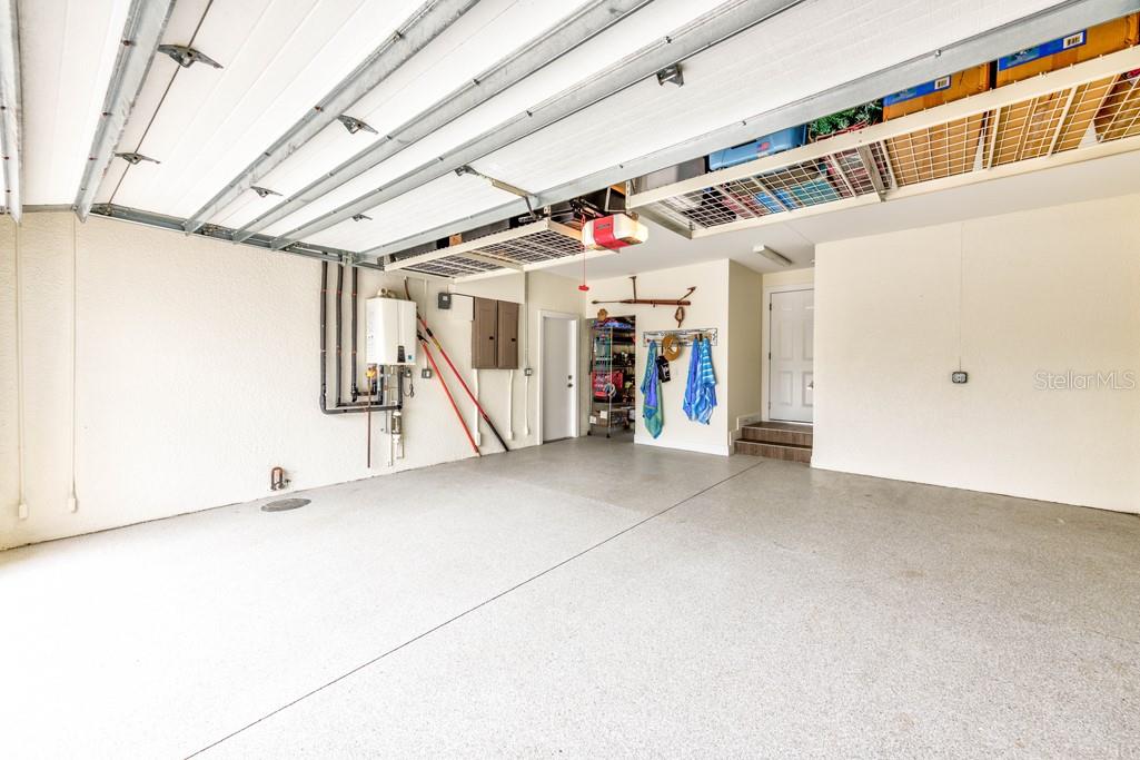 BOCA CIEGA ISLE - Residential