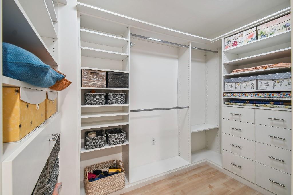 STAR TOWER - Residential