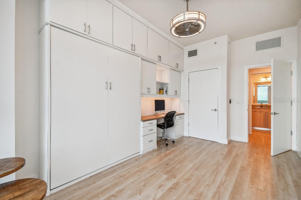 STAR TOWER - Residential