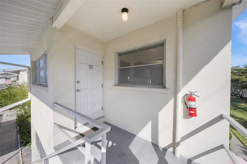 Photo of 2507 Beneva Road #10, Sarasota, FL 34232 (MLS # A4679145)