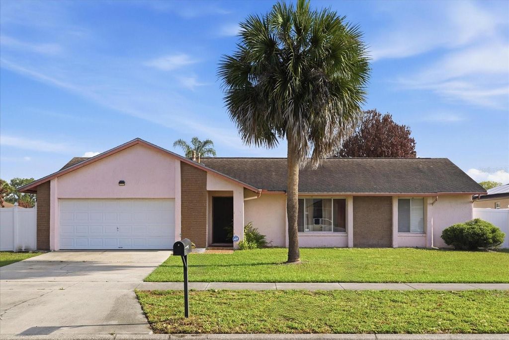 Photo of 2643 Camomile Drive, Orlando, FL 32837 (MLS # O6406054)
