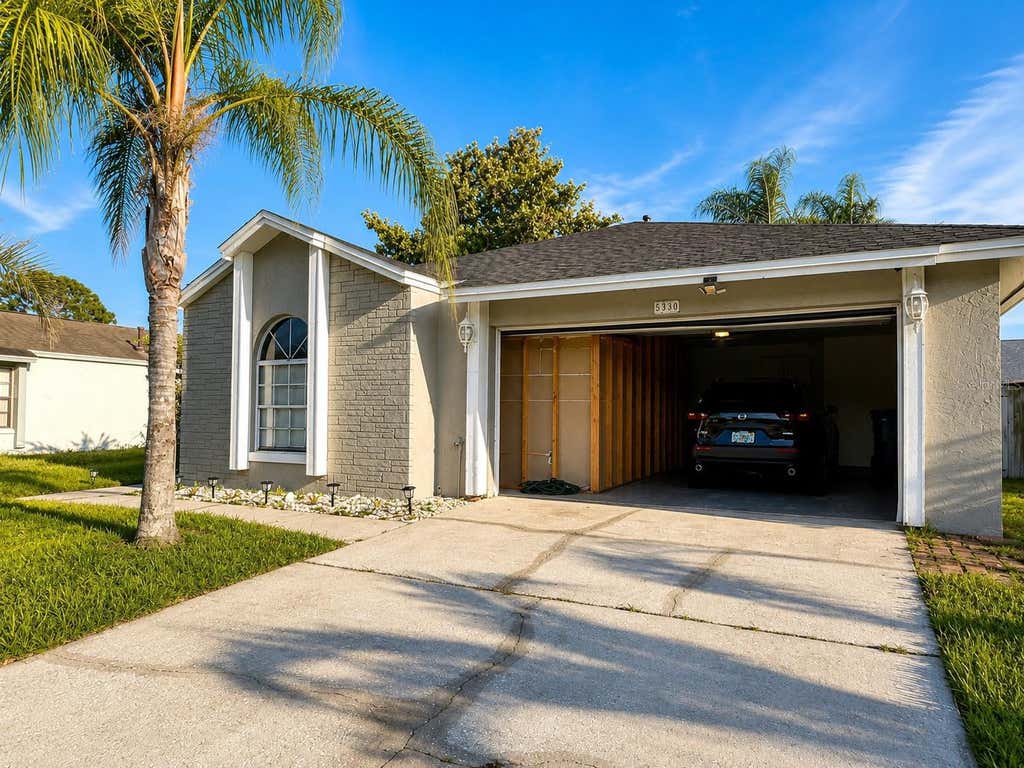 Photo of 5330 Hawk Drive, Kissimmee, FL 34746 (MLS # O6433670)