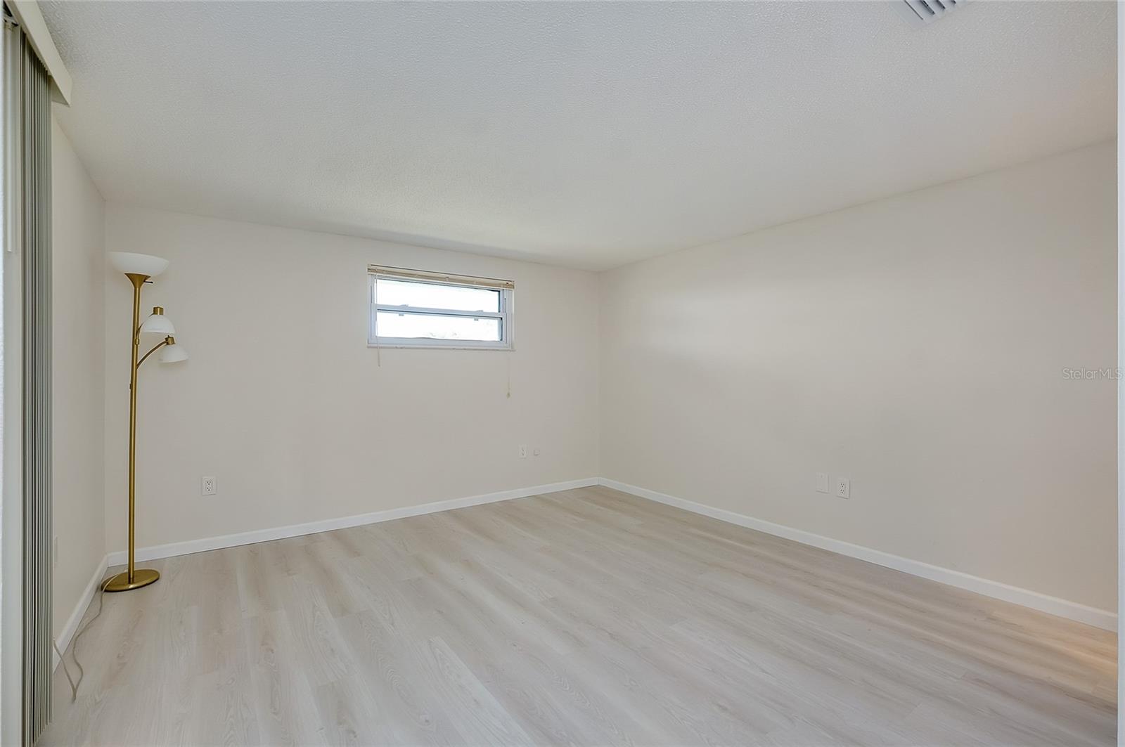 CIRCLE WOODS OF VENICE 2 - Residential