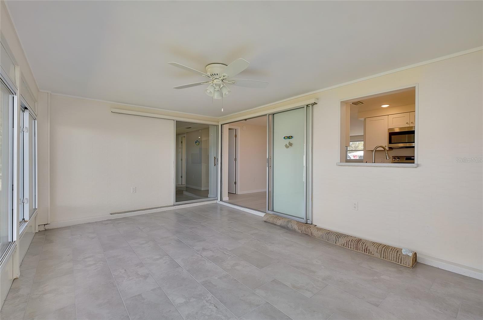 CIRCLE WOODS OF VENICE 2 - Residential