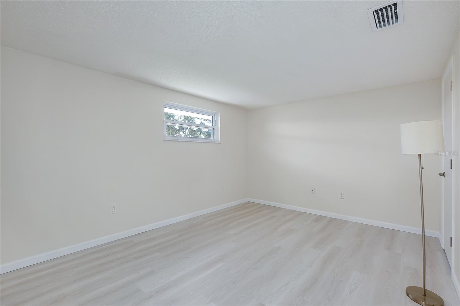 CIRCLE WOODS OF VENICE 2 - Residential