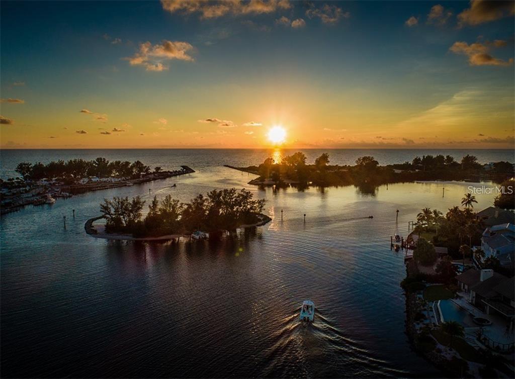 CIRCLE WOODS OF VENICE 2 - Residential