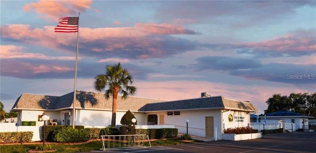 CIRCLE WOODS OF VENICE 2 - Residential