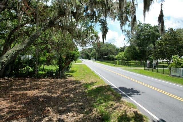 Photo of E Hwy 25, Ocklawaha, FL 32179 (MLS # G5114805)