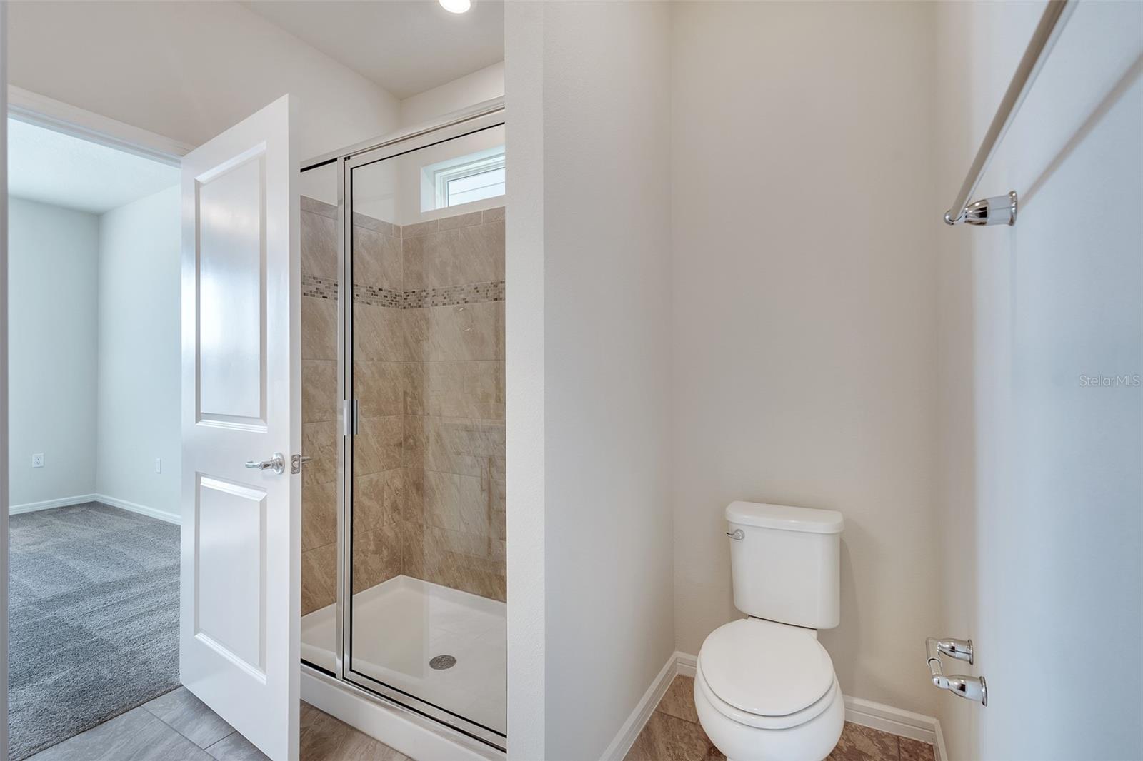 ISLES/LK NONA PH 3A - Residential Lease