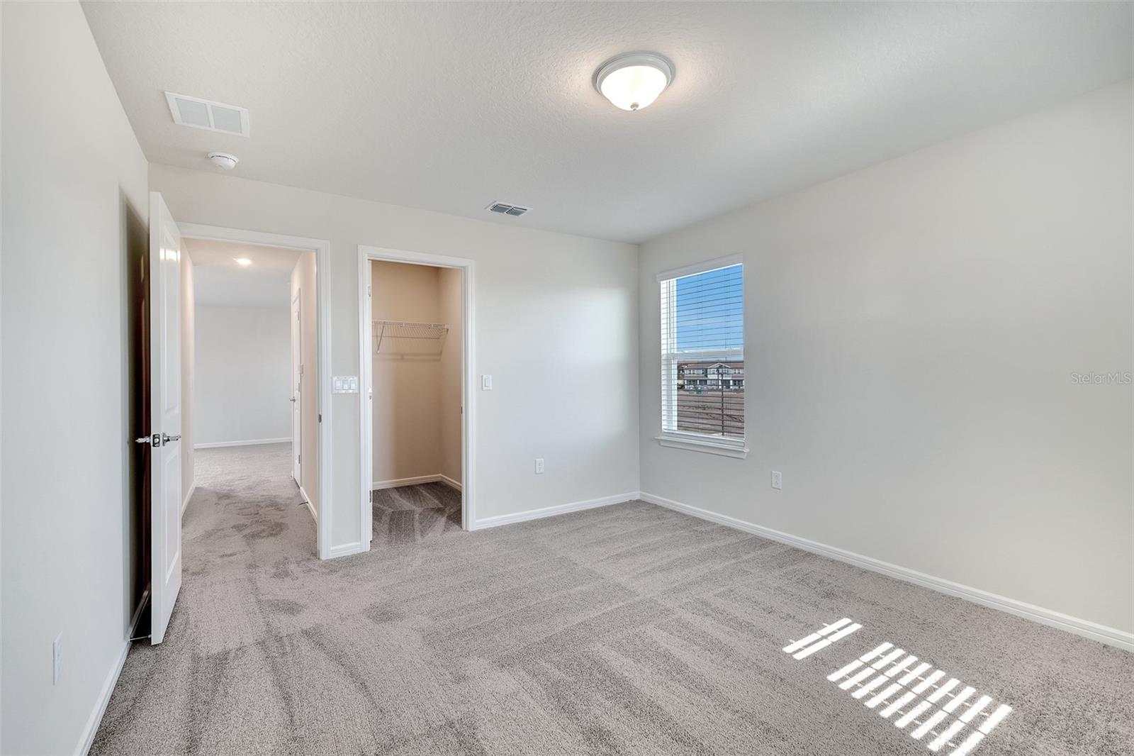 ISLES/LK NONA PH 3A - Residential Lease