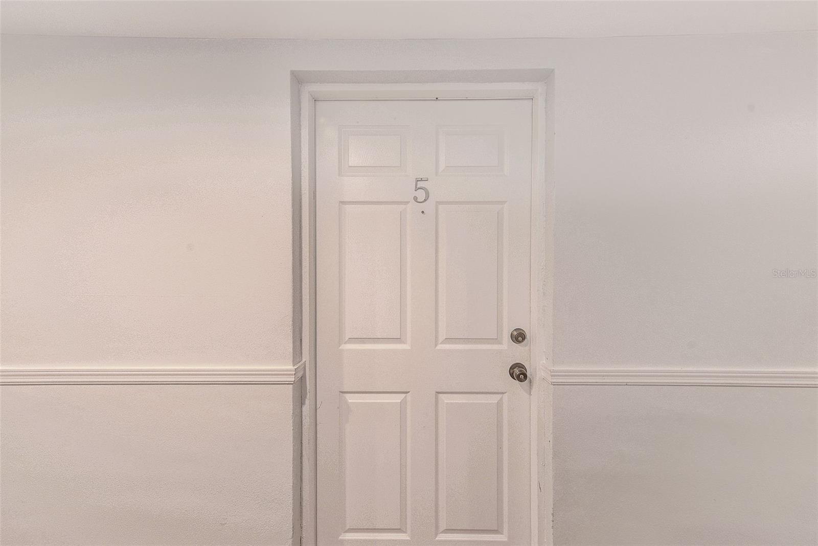 DREW GARDEN APTS - Residential Lease