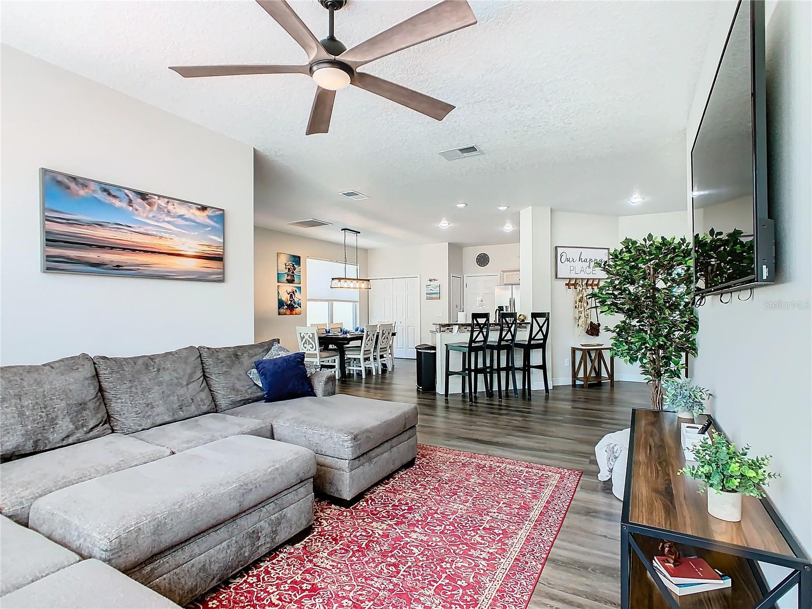 FAIRWAYS LAKE ESTATES PH 02 - Residential