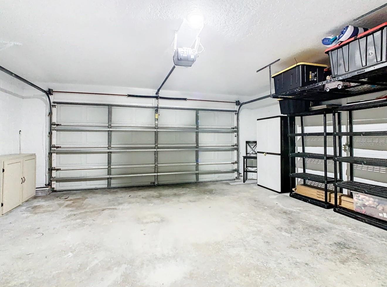 FAIRWAYS LAKE ESTATES PH 02 - Residential