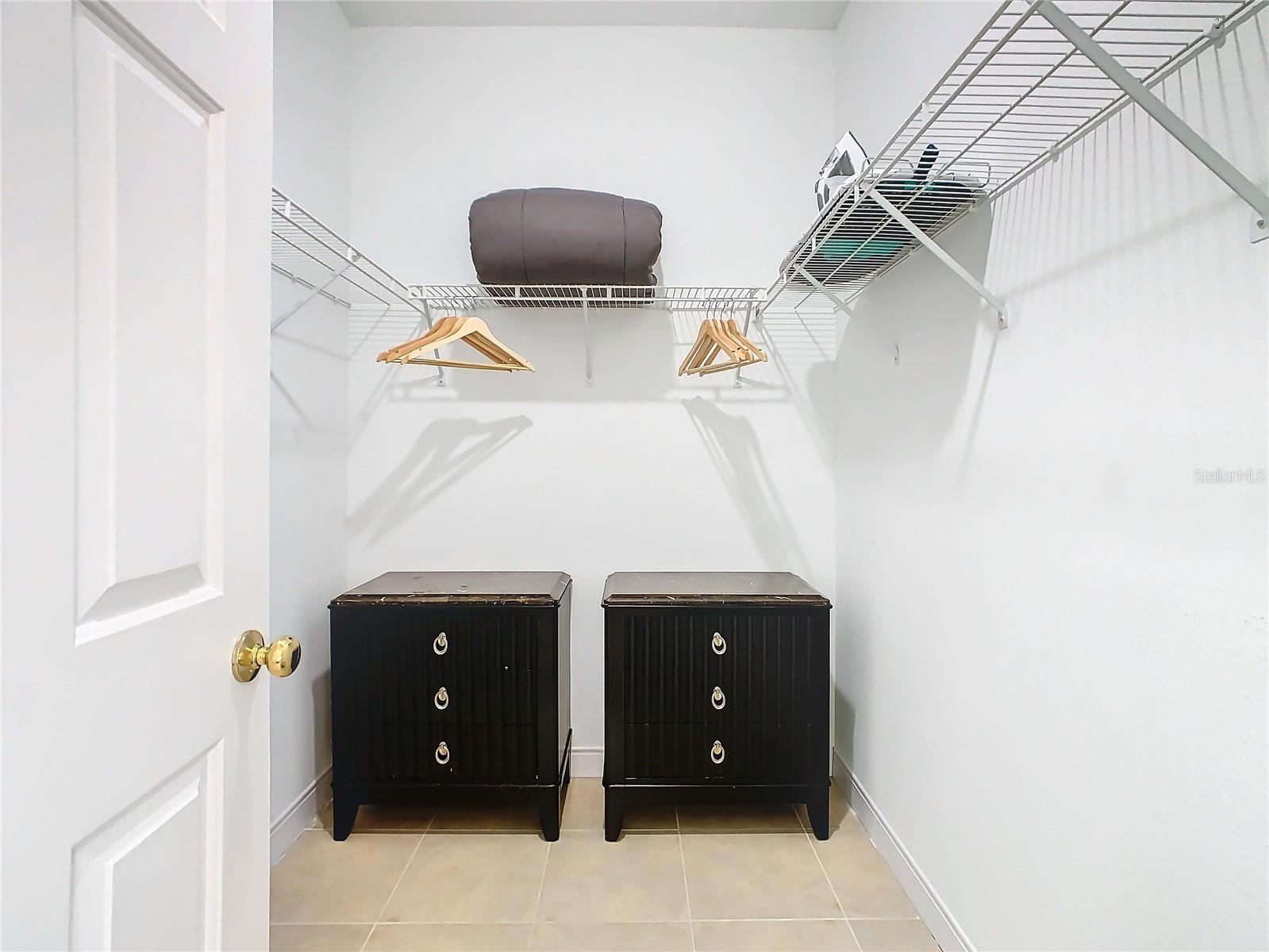 FAIRWAYS LAKE ESTATES PH 02 - Residential