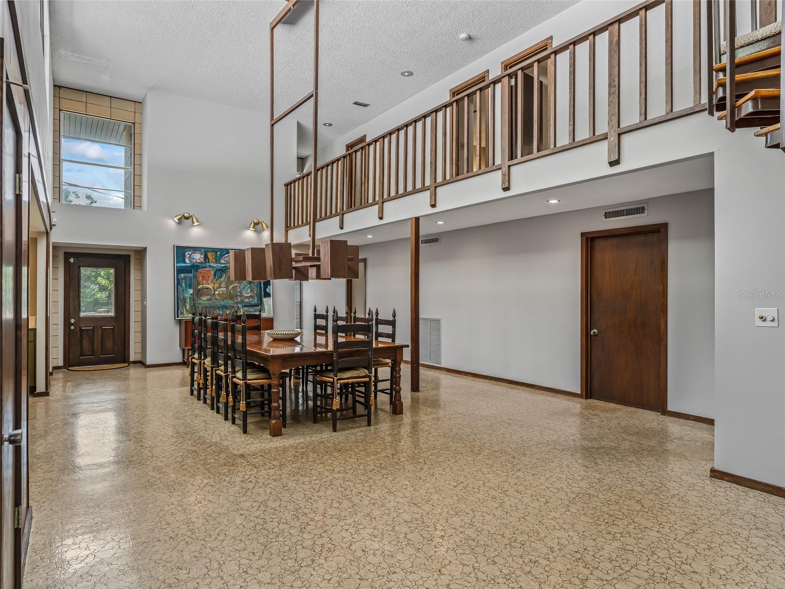 EDGEWOOD HILLS - Residential
