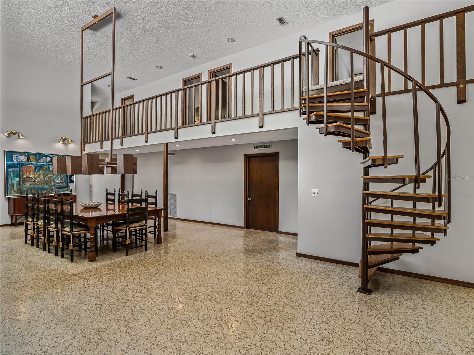 EDGEWOOD HILLS - Residential