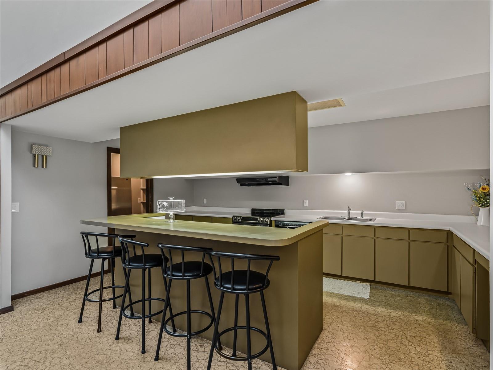 EDGEWOOD HILLS - Residential