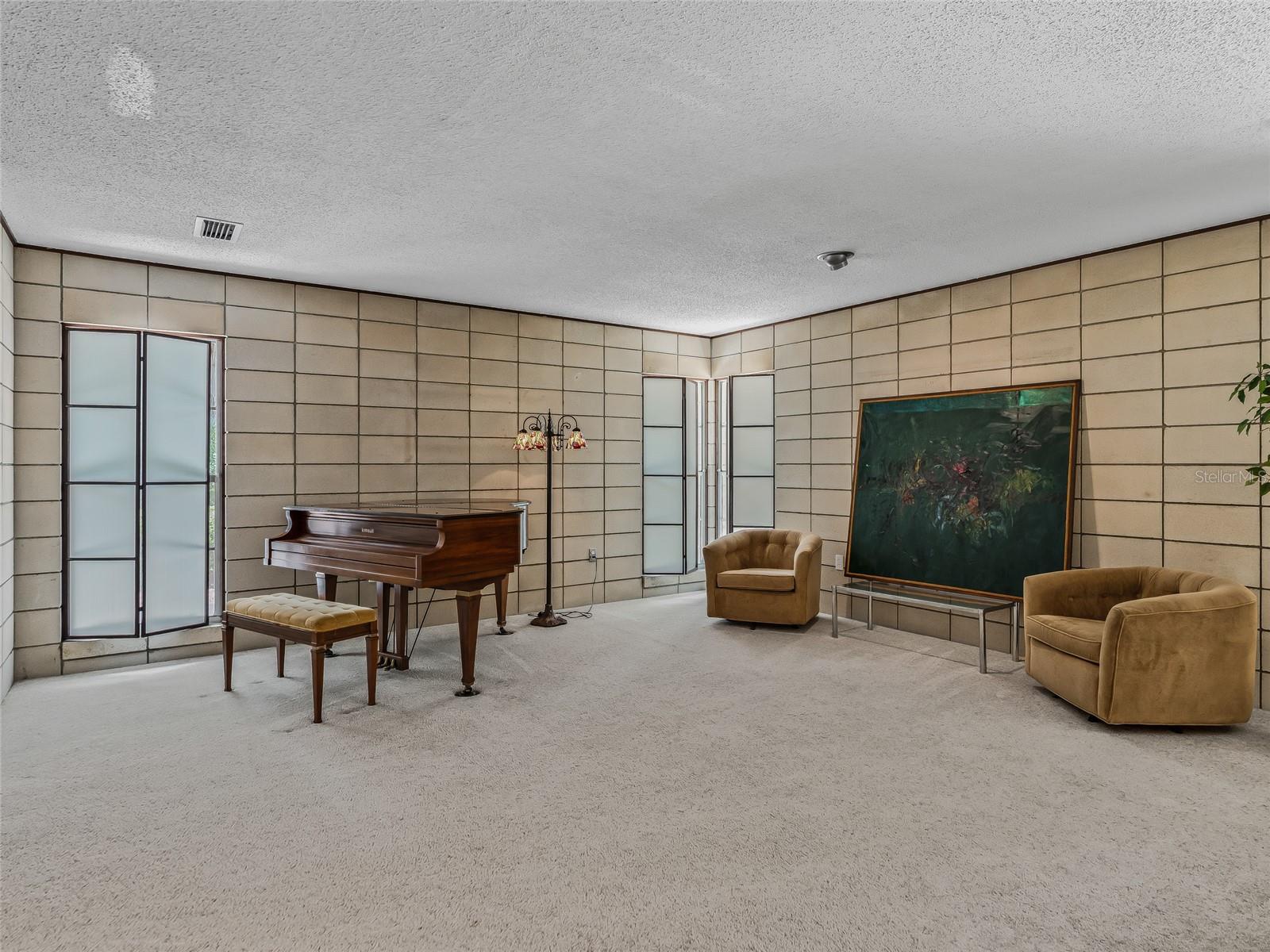 EDGEWOOD HILLS - Residential