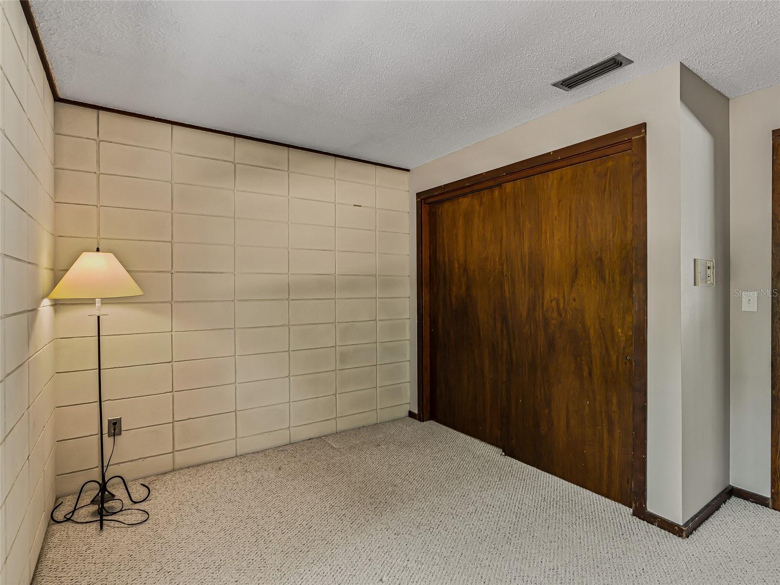 EDGEWOOD HILLS - Residential