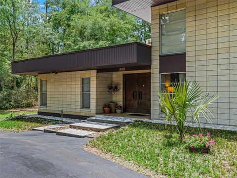 Photo of 2510 NW 30th Terrace, Gainesville, FL 32605 (MLS # G5112206)
