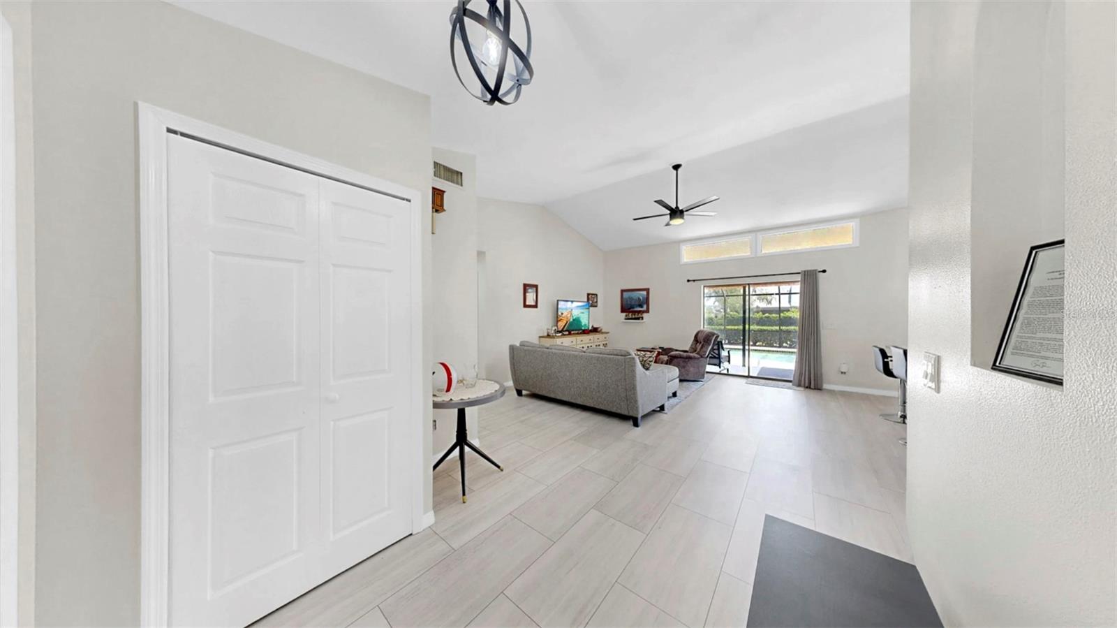 MANATEE OAKS II B - Residential