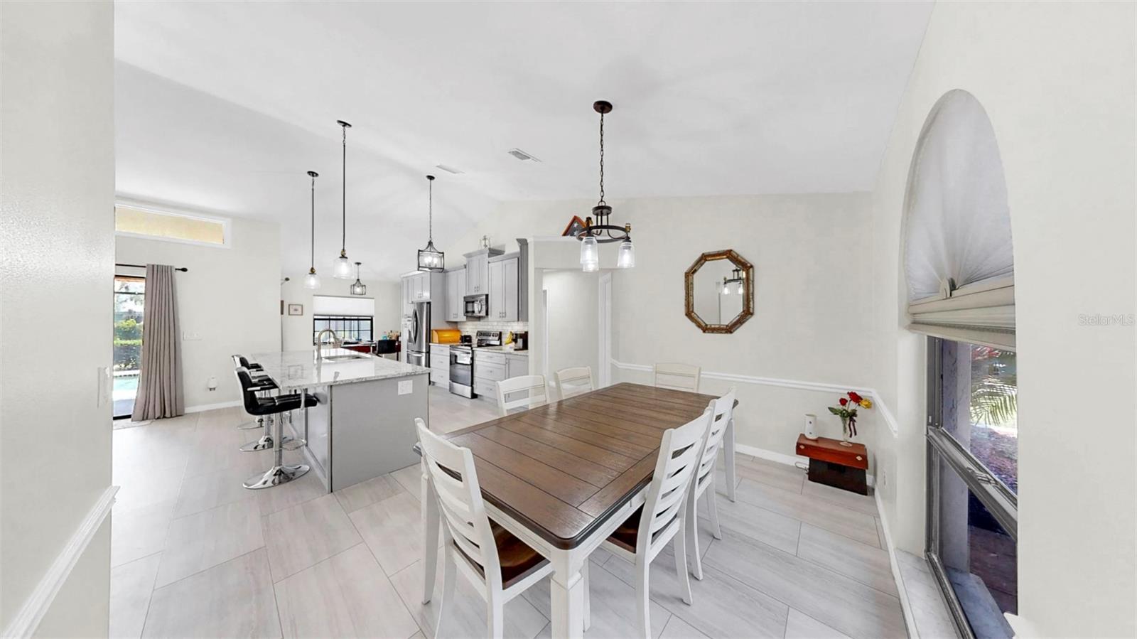 MANATEE OAKS II B - Residential