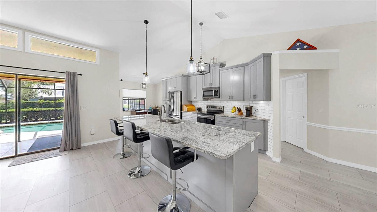 MANATEE OAKS II B - Residential