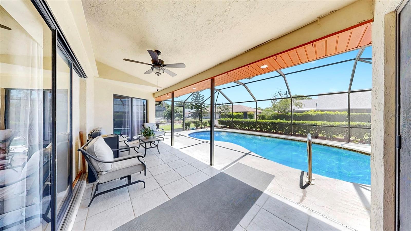 MANATEE OAKS II B - Residential