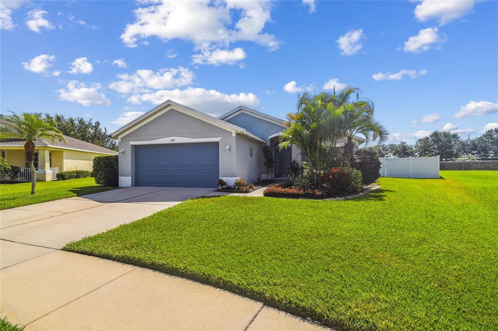 Photo of 11901 Autumn Creek Drive, Riverview, FL 33569 (MLS # TB8423064)