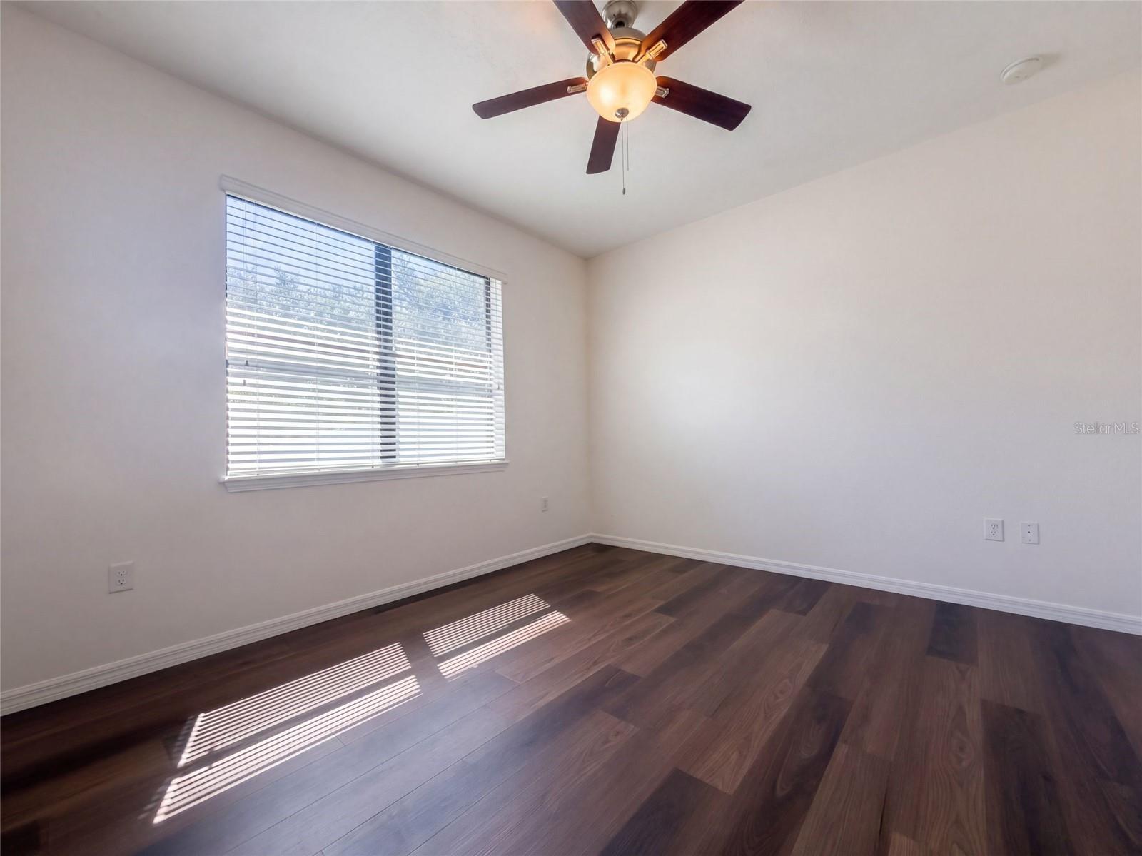 1416 HICKORY VIEW CIRCLE