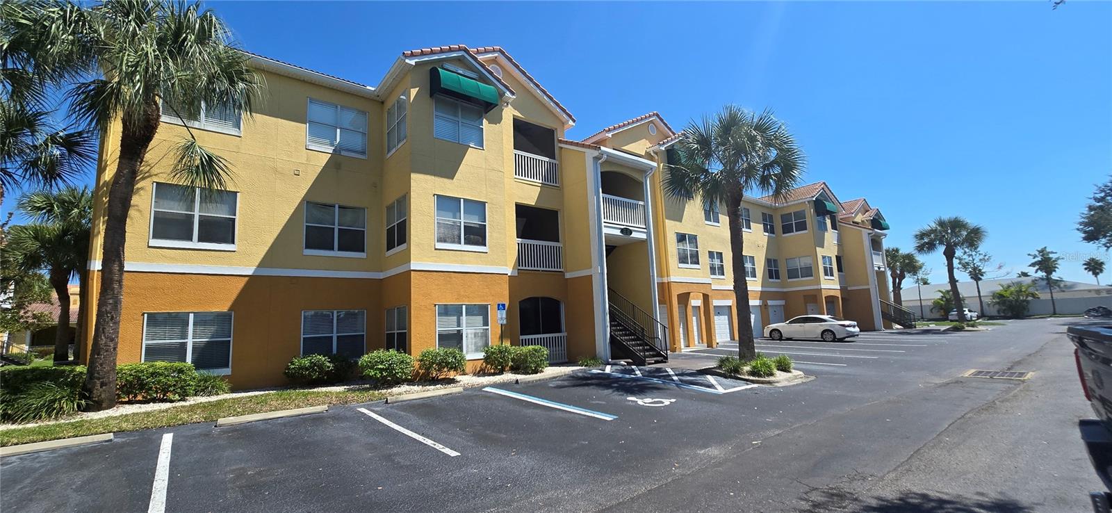BEACHWAY CONDOS - Residential