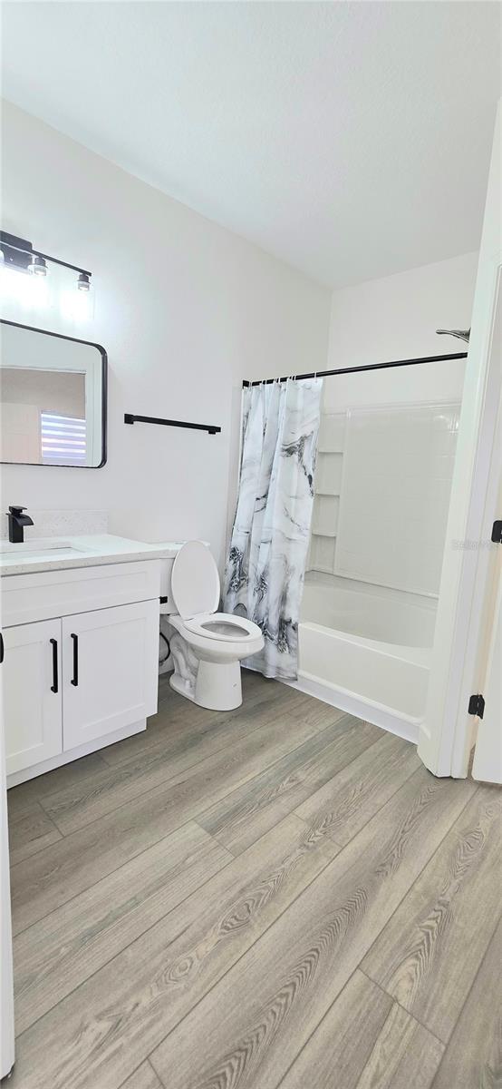 BEACHWAY CONDOS - Residential