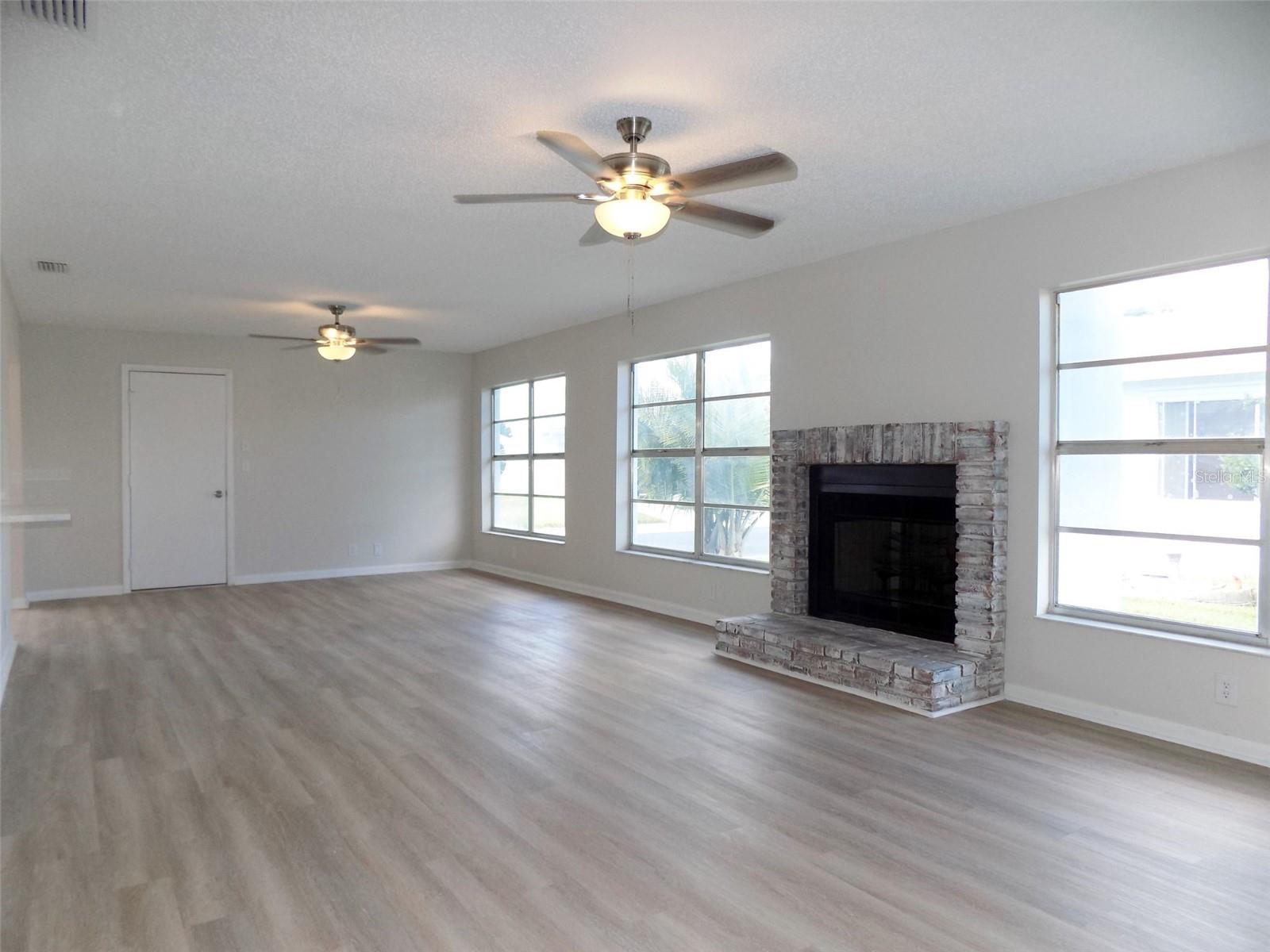 MAINLANDS OF TAMARAC BY THE GULF UNIT 6 CONDO - Residential