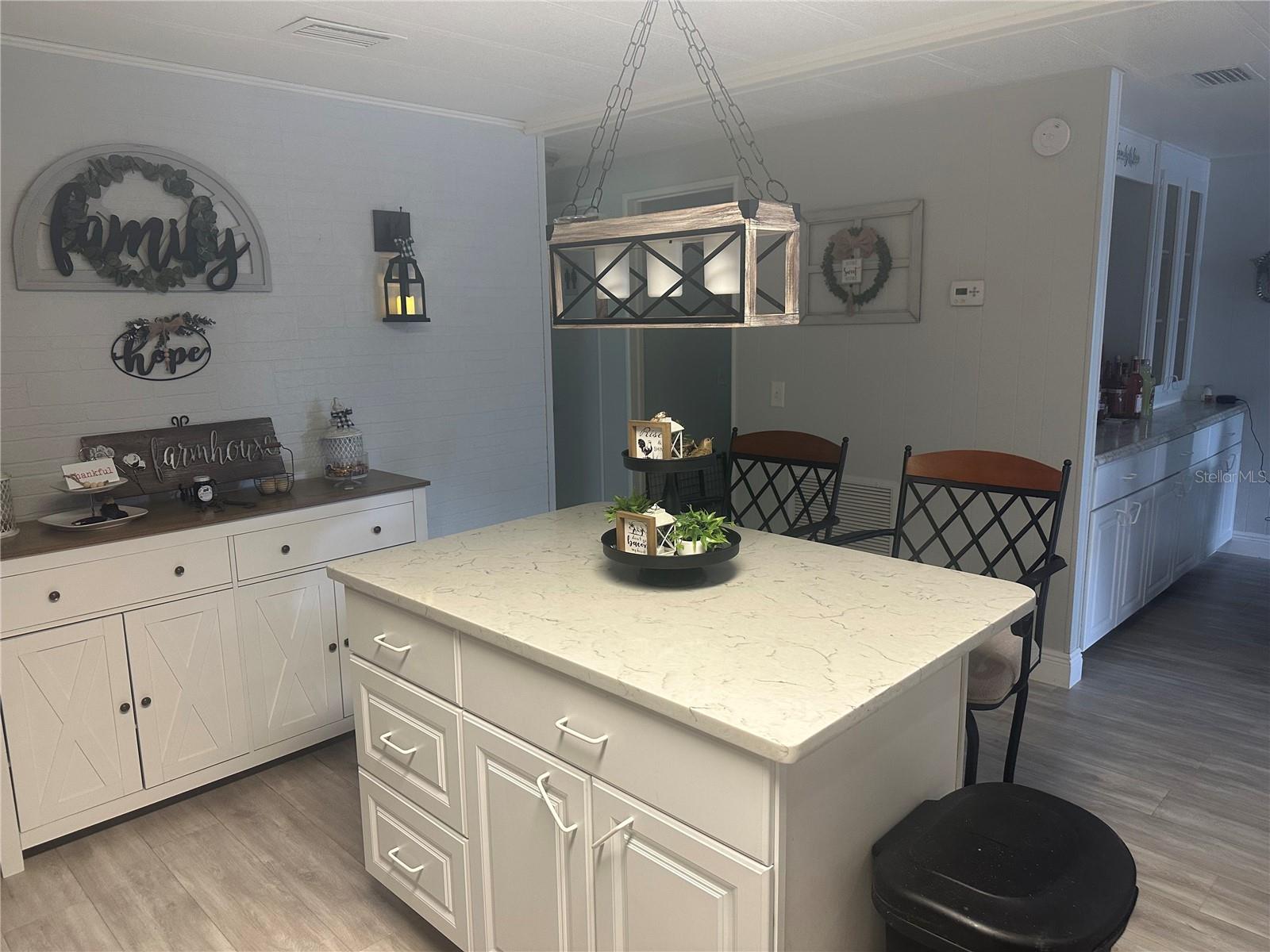 BANBURY VILLAGE CONDO - Residential