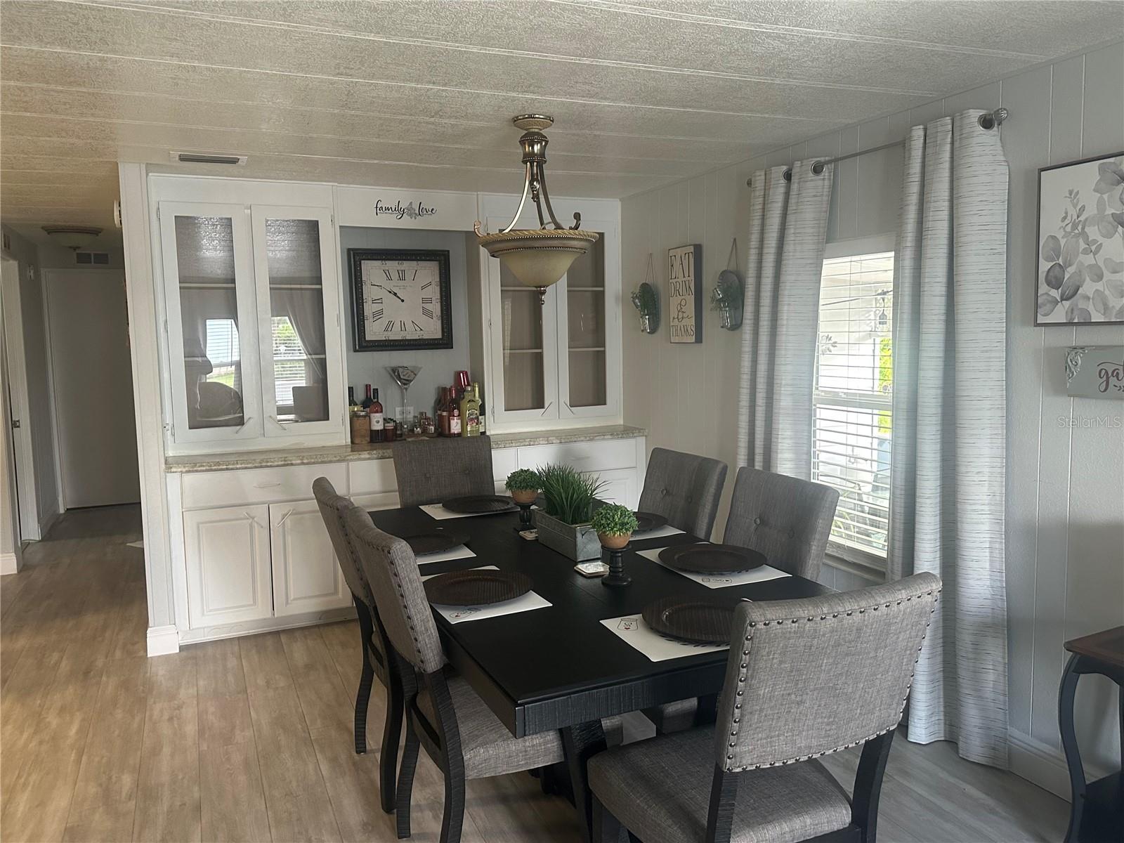 BANBURY VILLAGE CONDO - Residential