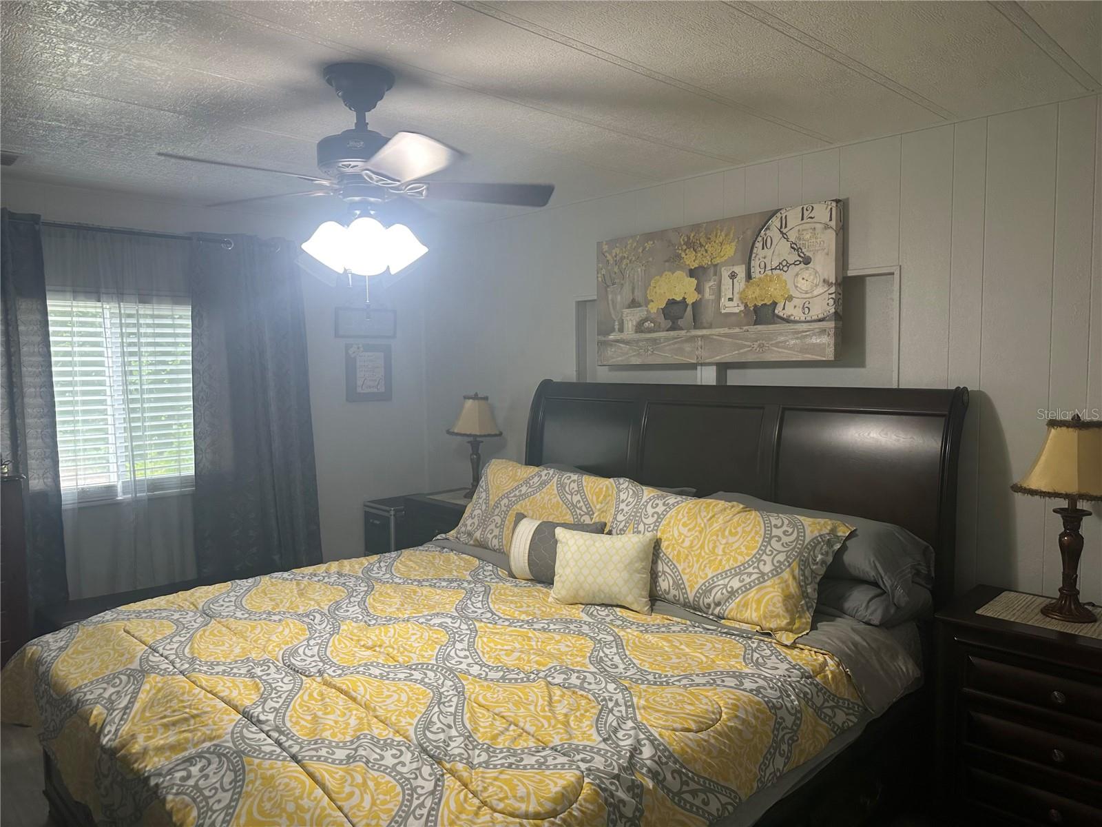 BANBURY VILLAGE CONDO - Residential