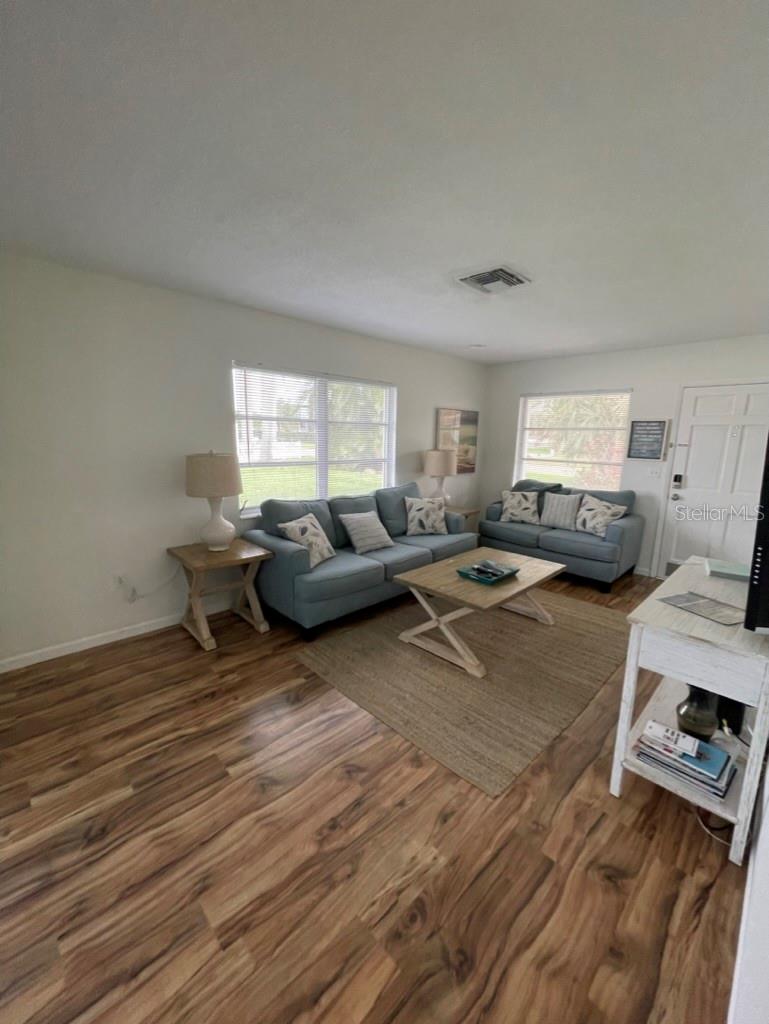 ACREAGE & UNREC - Residential Lease