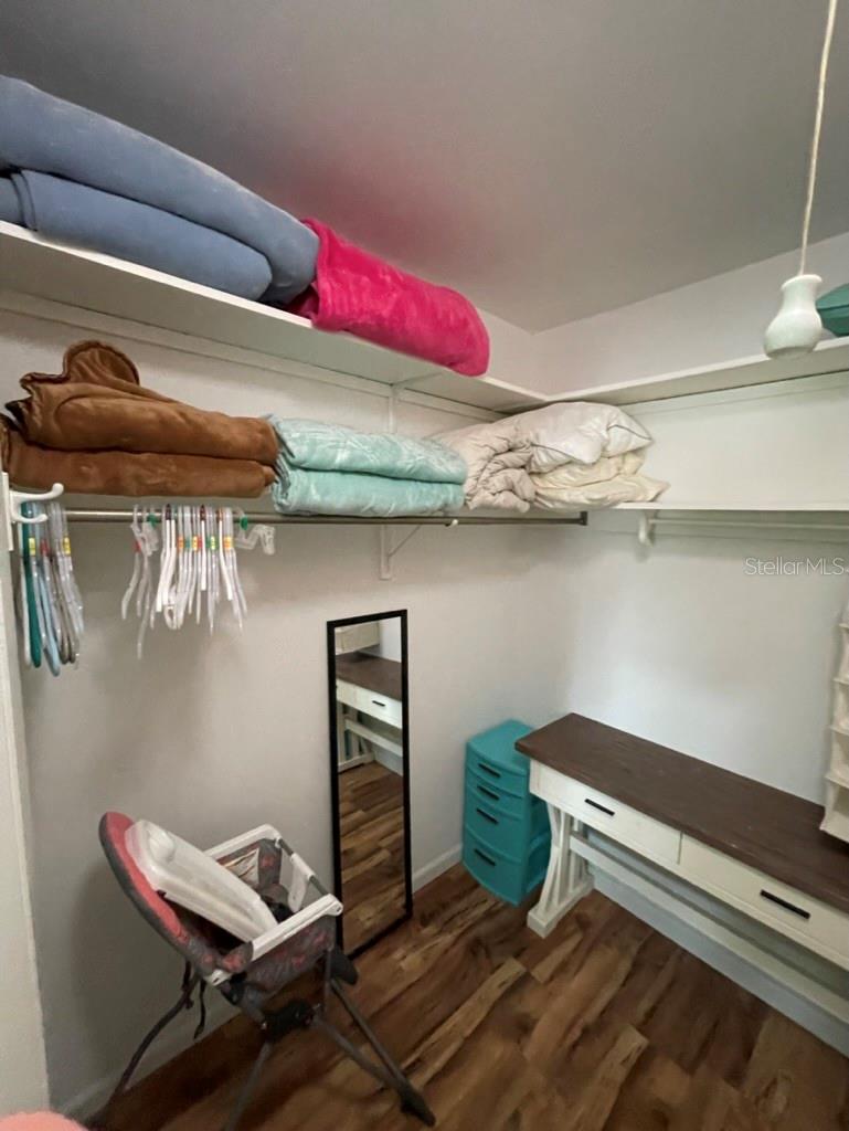 ACREAGE & UNREC - Residential Lease